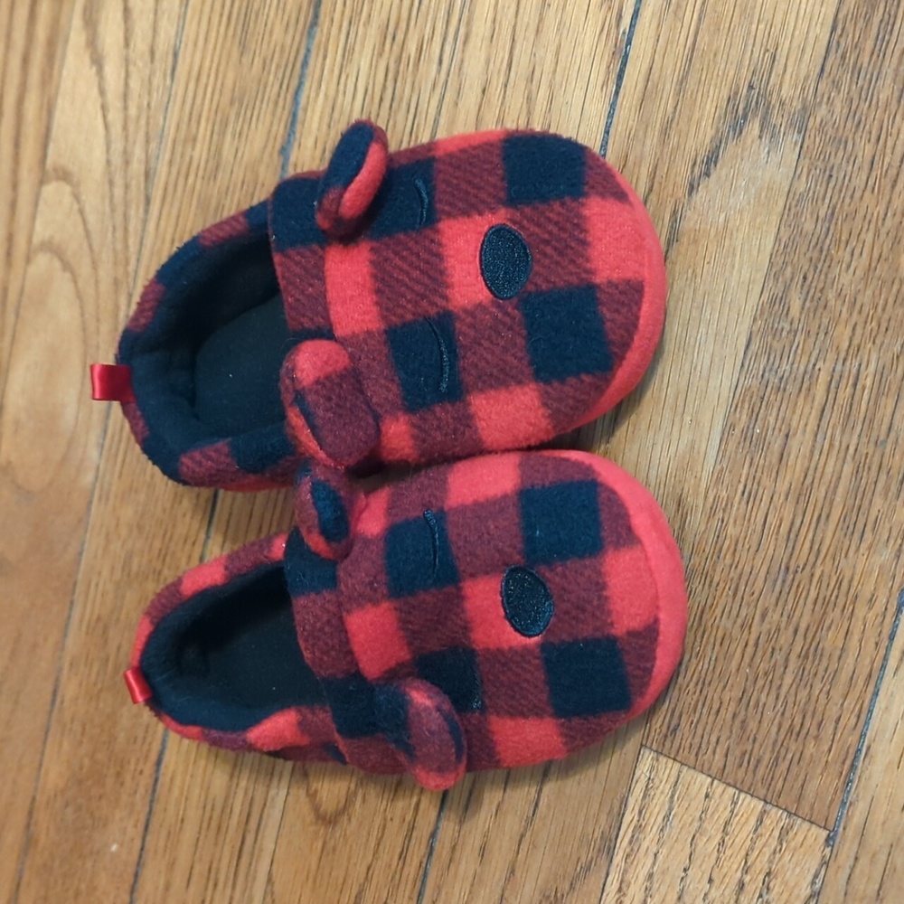Adorable Buffalo Plaid Toddler Slippers